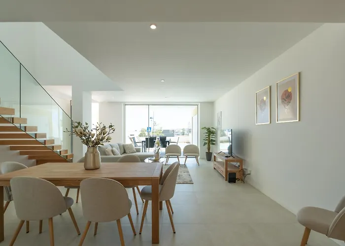 Encosta Do Sol * Lagos